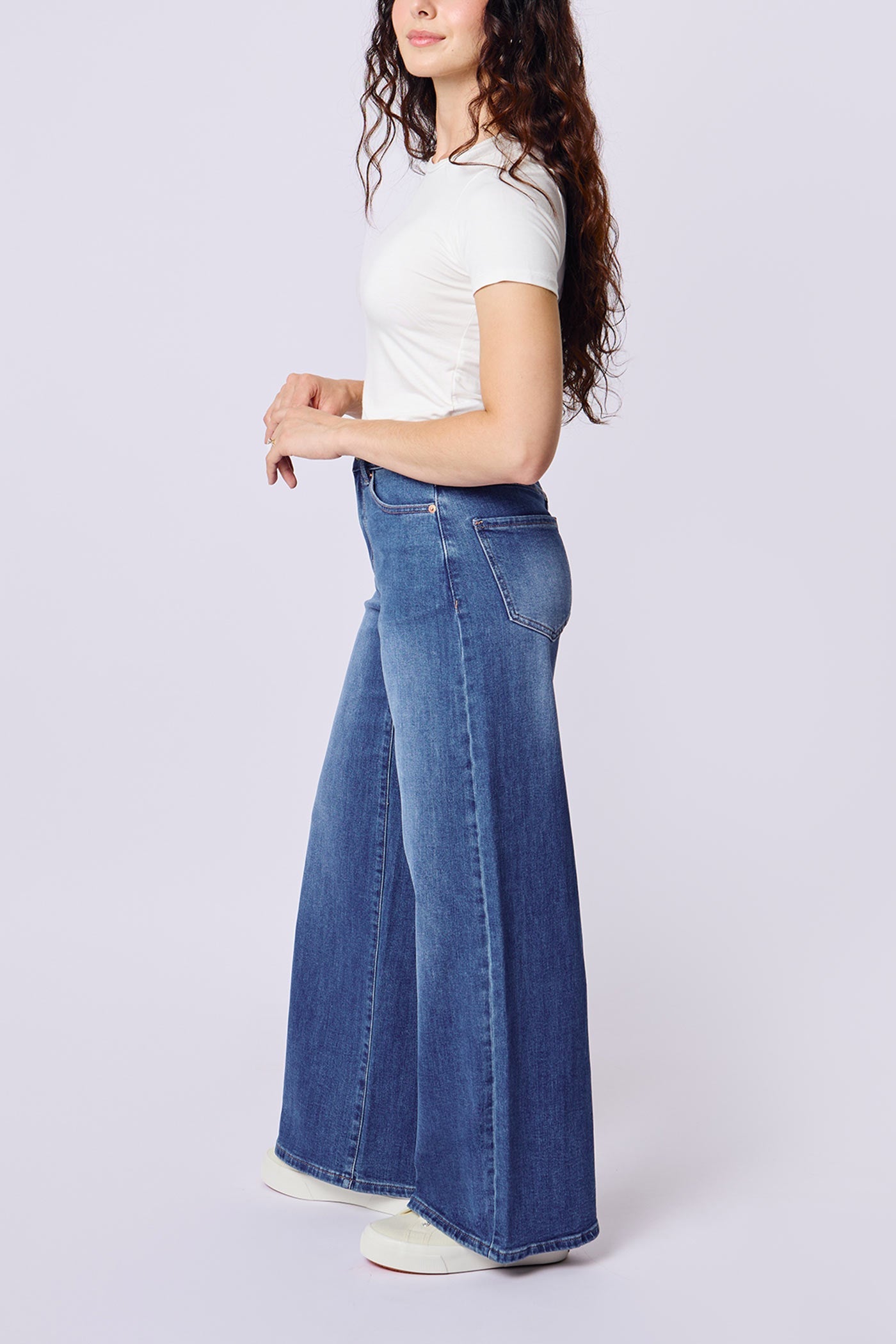 Aurora Jeans Blue | High-Waisted Wide-Leg Jeans by Dailystory