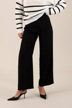 Cortona | Black Straight-Leg Pants with Pleats