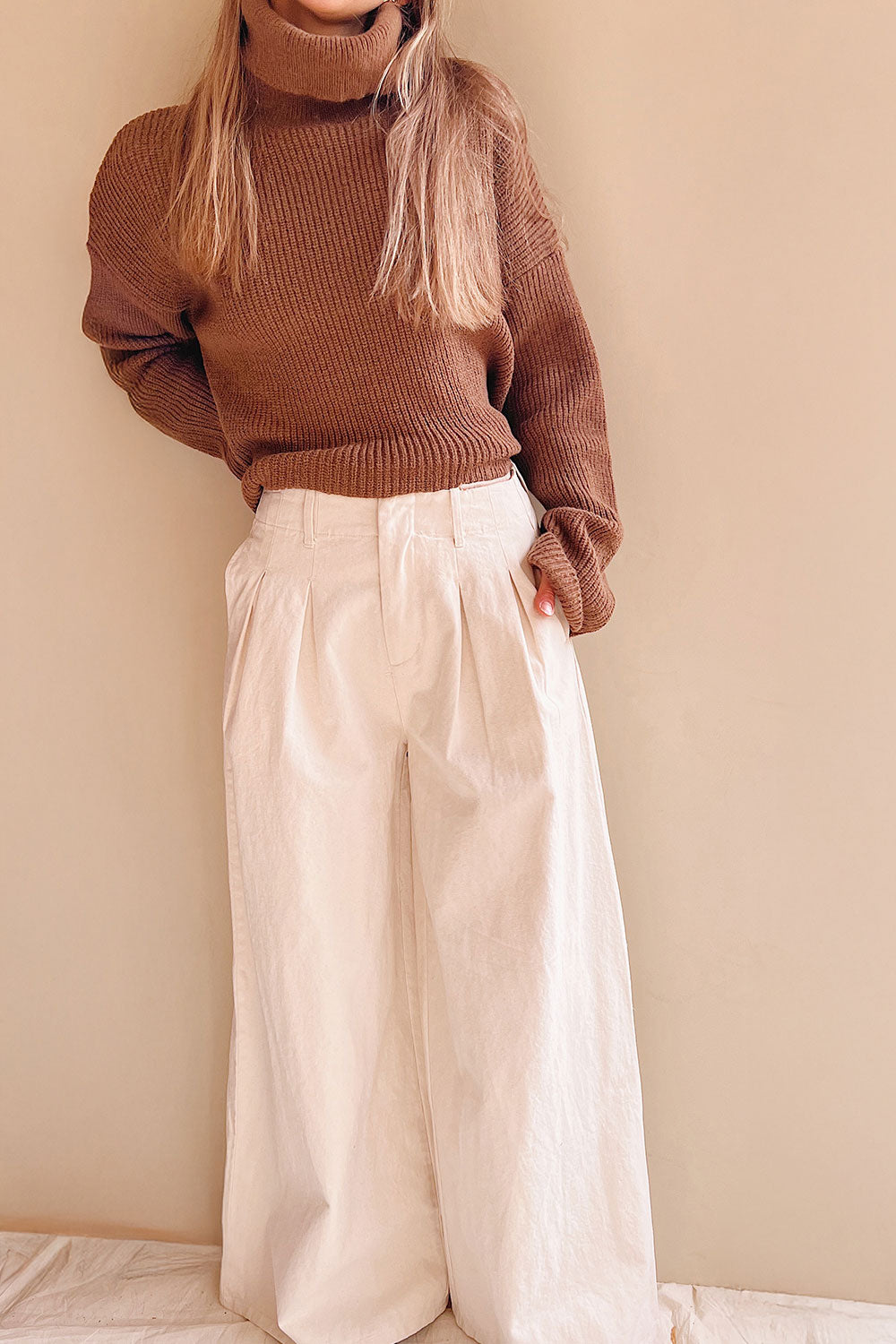 Sauzon Caramel | Oversized Turtleneck Sweater with Fringes