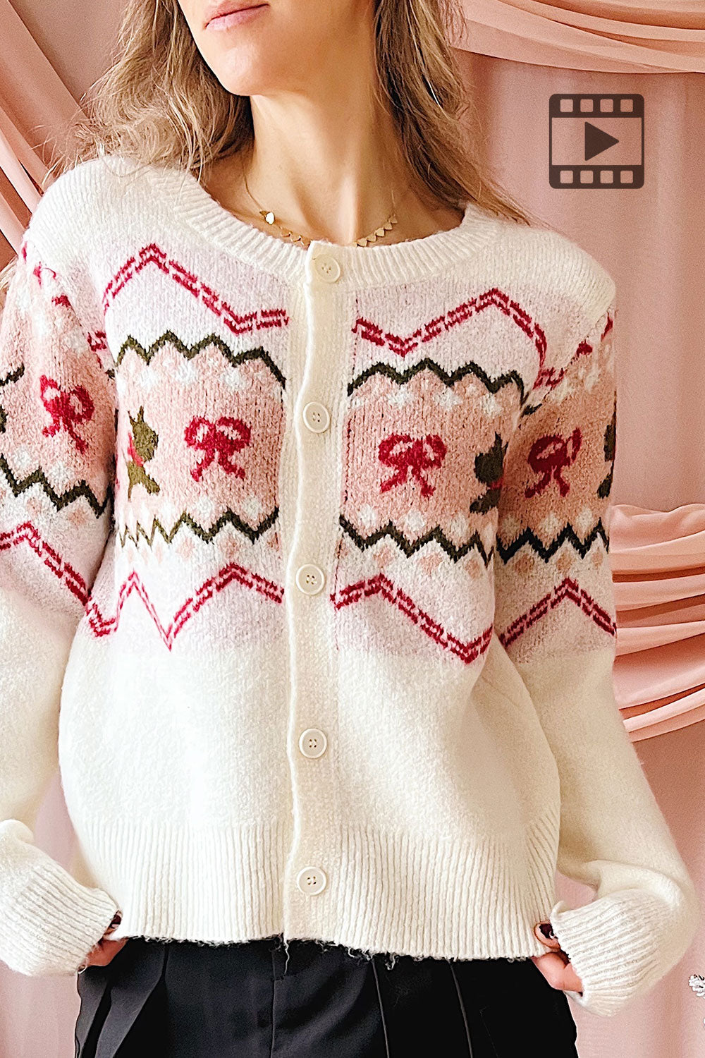 Vaelienne | Fuzzy Christmas Cardigan