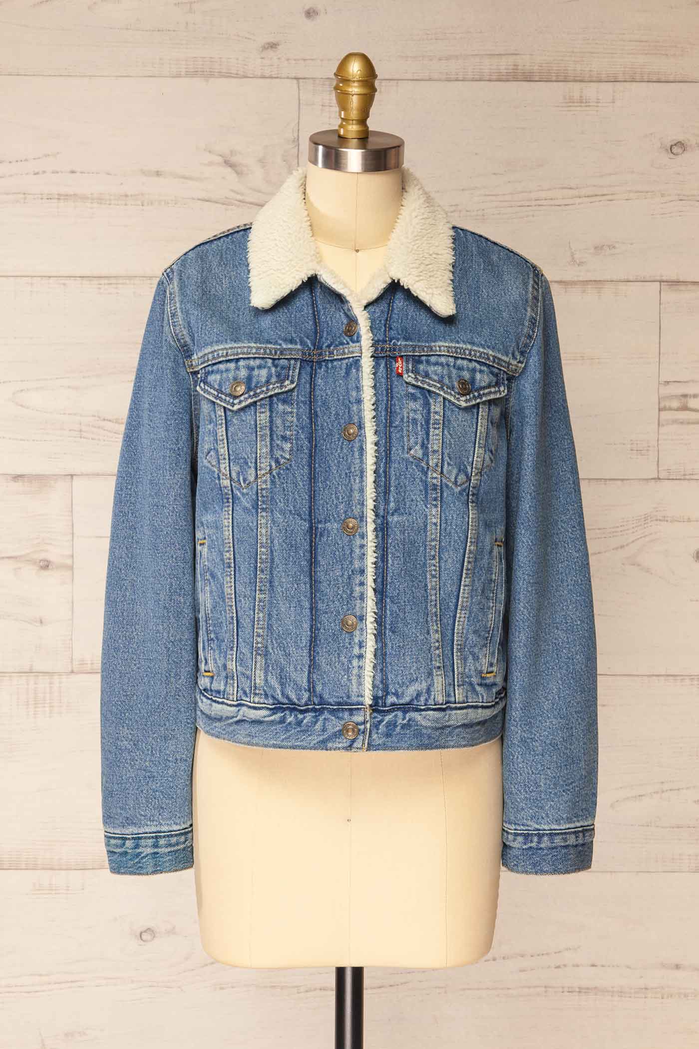 Madikeri | Blue Wash Sherpa-Lined Denim Jacket with Pockets