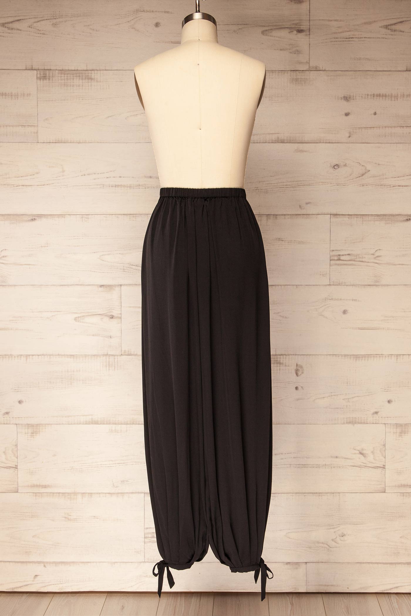 Mumbai Black | Parachute Pants with Ankle Bows