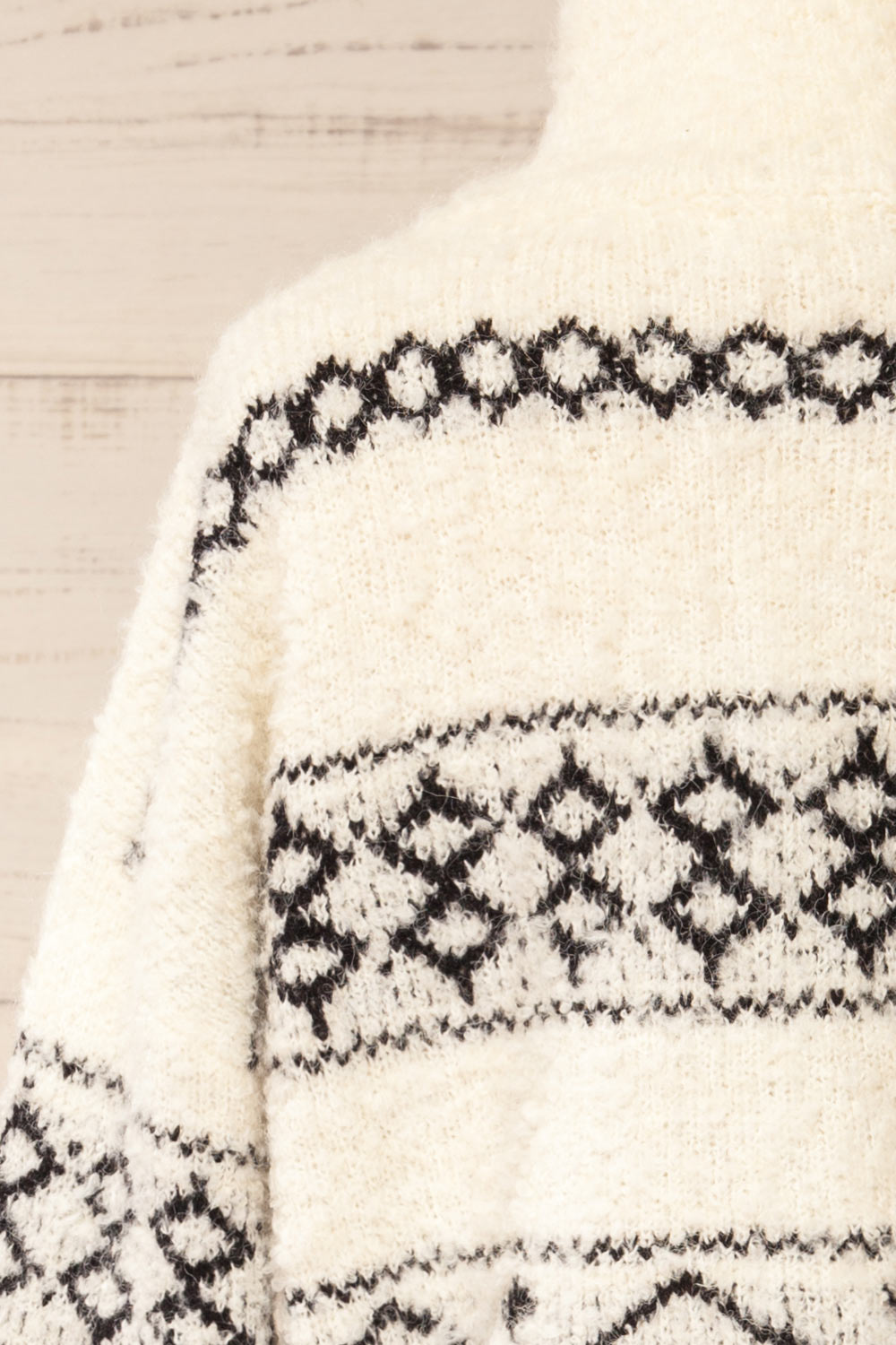 Aquino | Cropped High Neck Patterned Knit Sweater