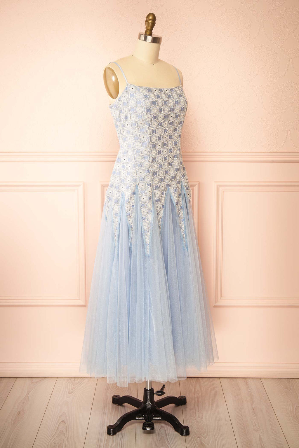 Delvina | Blue Floral Embroidered Midi Dress