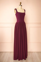 Joalie | Burgundy Sleeveless Maxi Dress with Structured Bodice