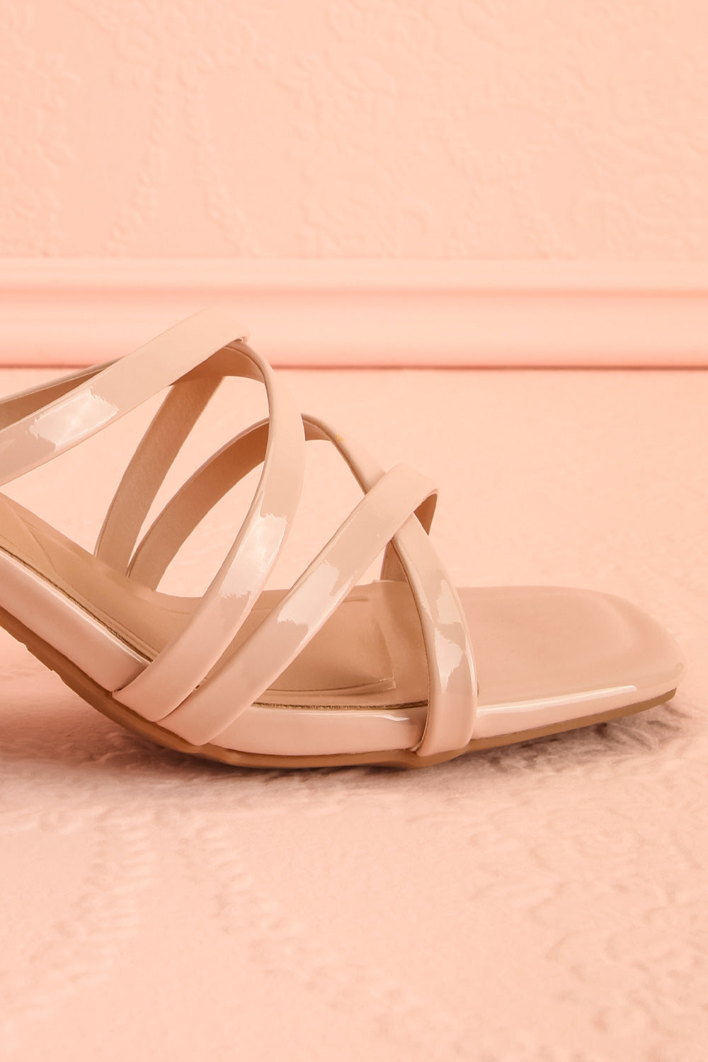 Kuina Beige | Strappy Mid Heel Sandals