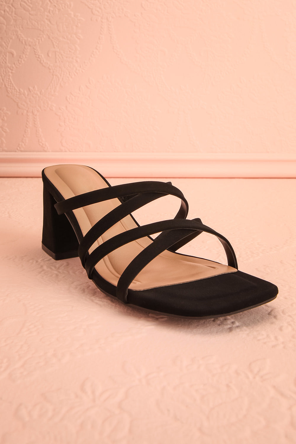 Kuina Black | Strappy Mid Heel Sandals
