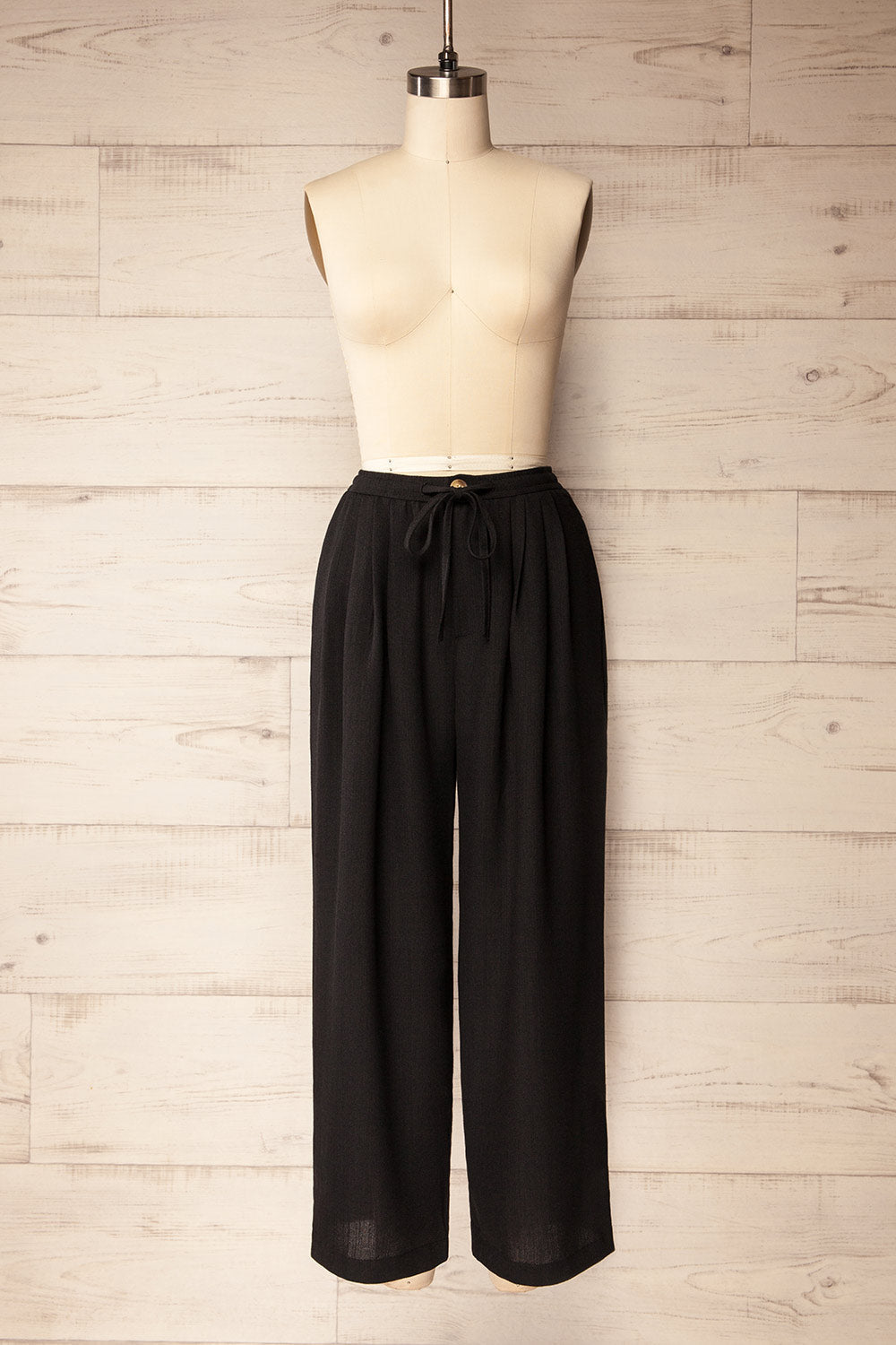 Lunglei Black | Wide-Leg Pants with Front Pleat Details