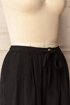 Lunglei Black | Wide-Leg Pants with Front Pleat Details