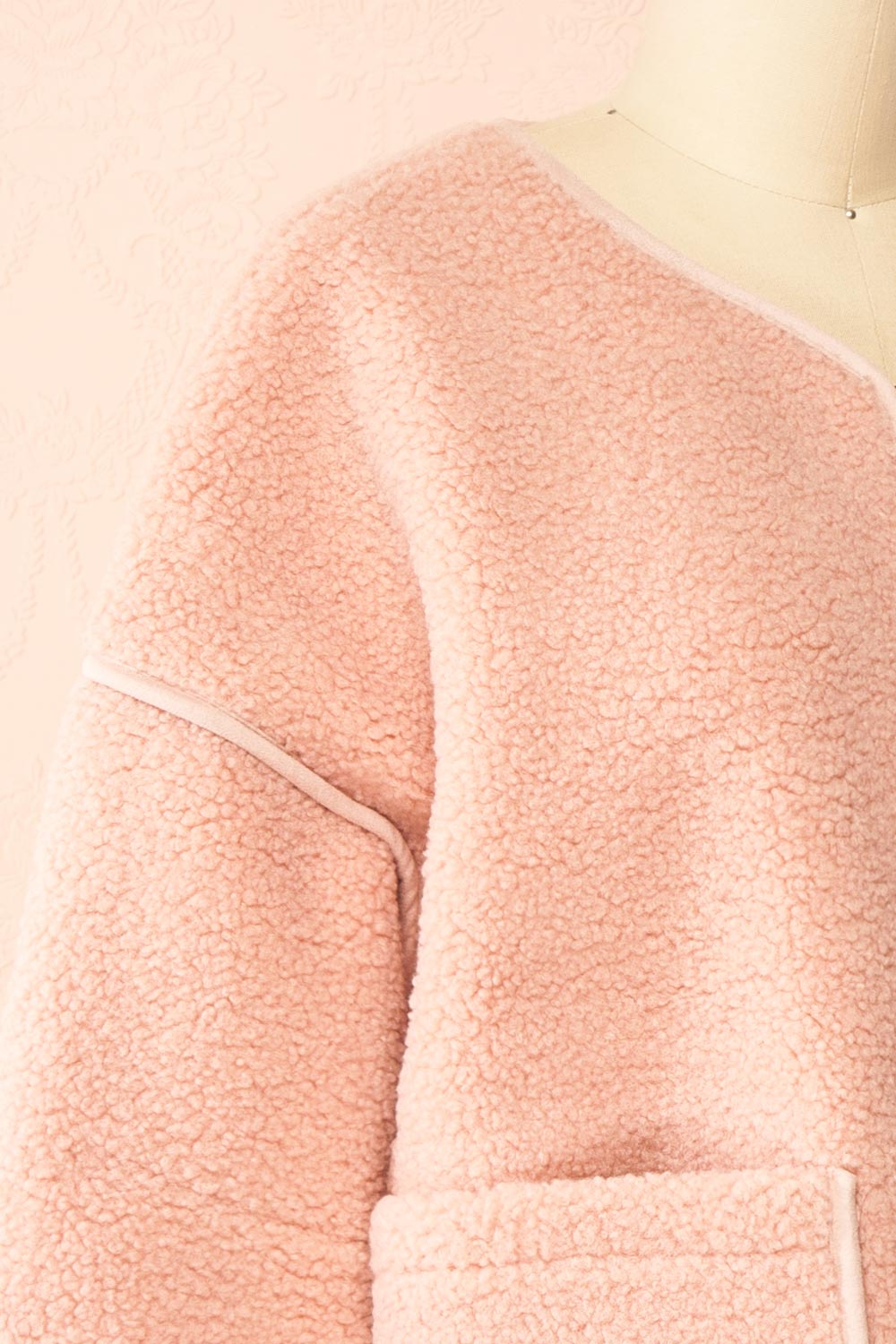 Madja | Pink Oversize Curly Jacket