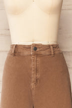 Mallarie | Brown High-Waisted Straight-Leg Denim Pants with Raw Hem