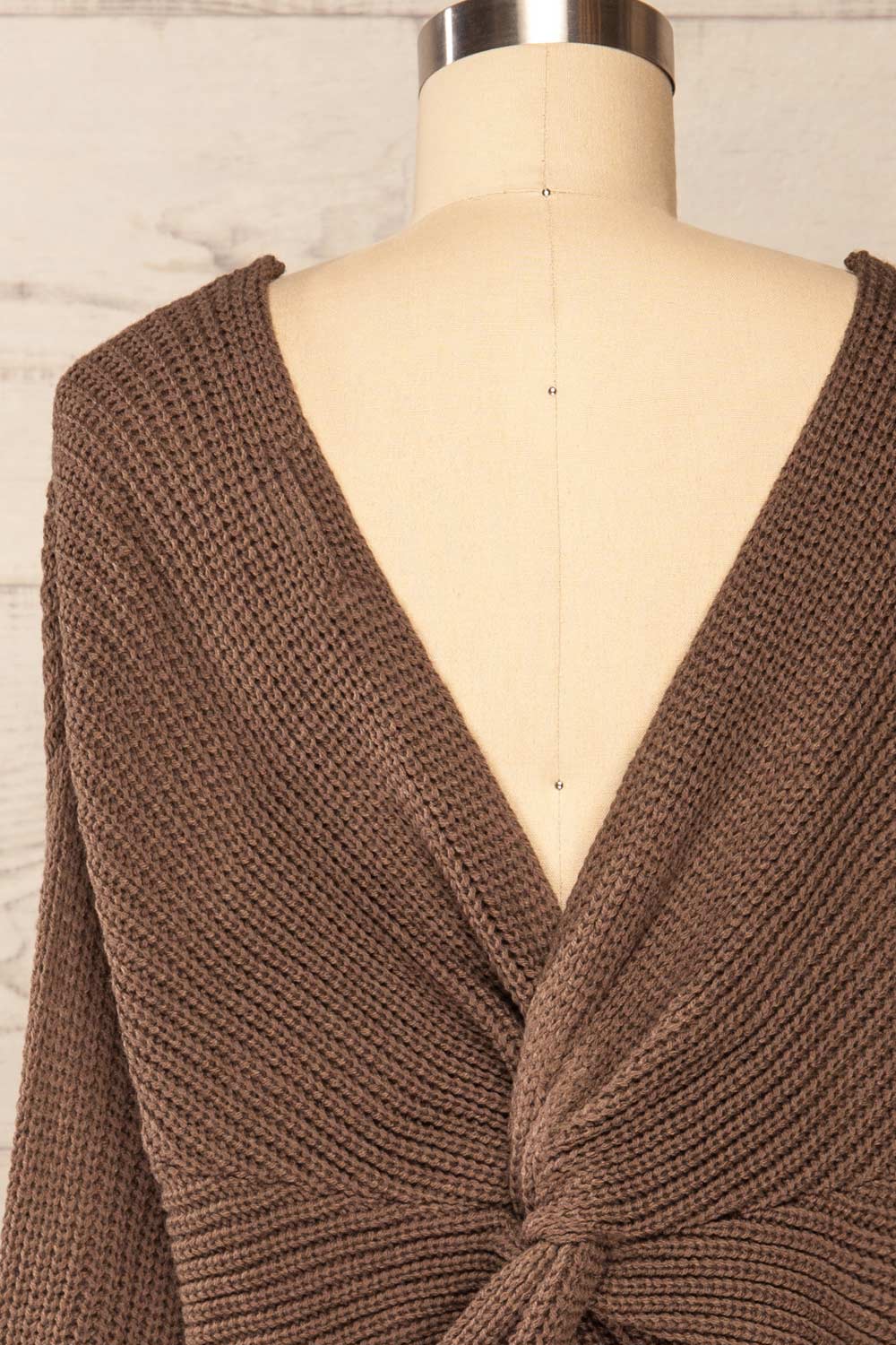 Patras Brown | V-Neck Knitted Sweater