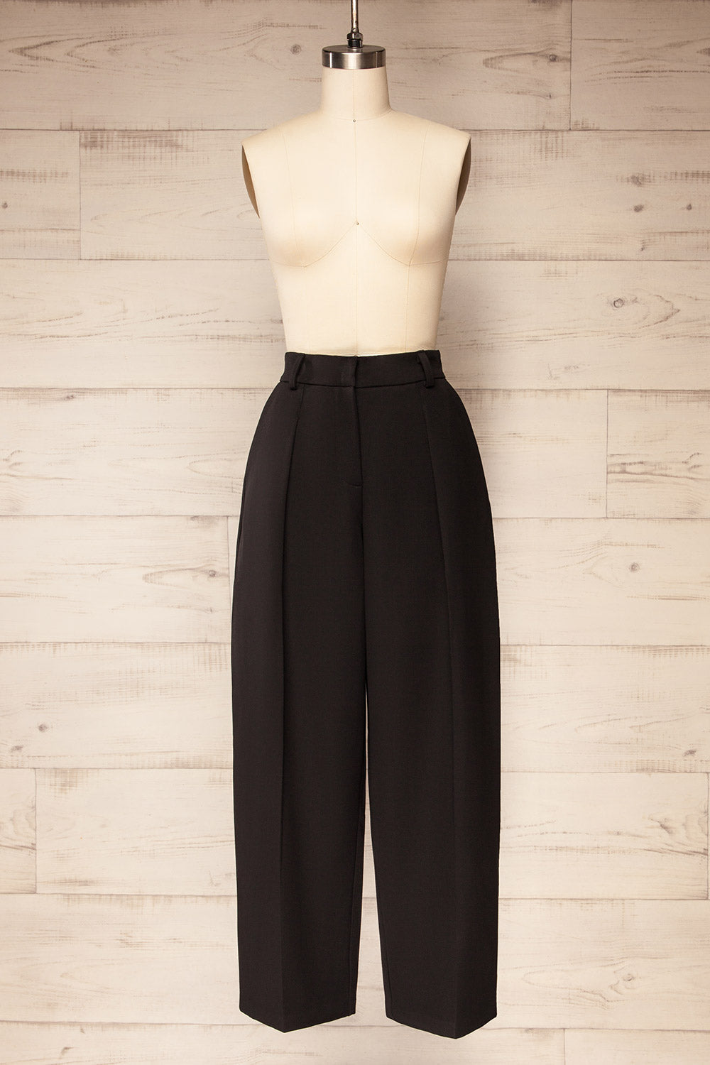 Raipur | Black Barrel Legs Tailored Pants