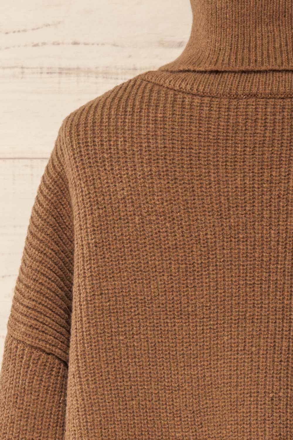 Sauzon Caramel | Oversized Turtleneck Sweater with Fringes