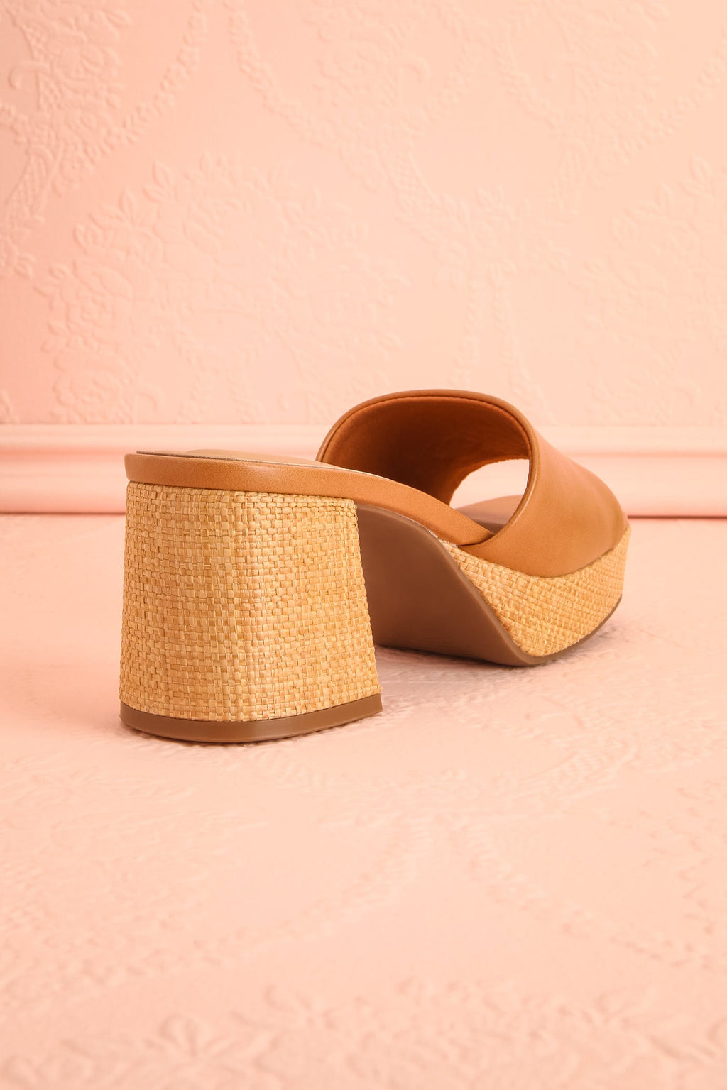 Tahis | Brown Wide Block Heeled Sandals with Raffia
