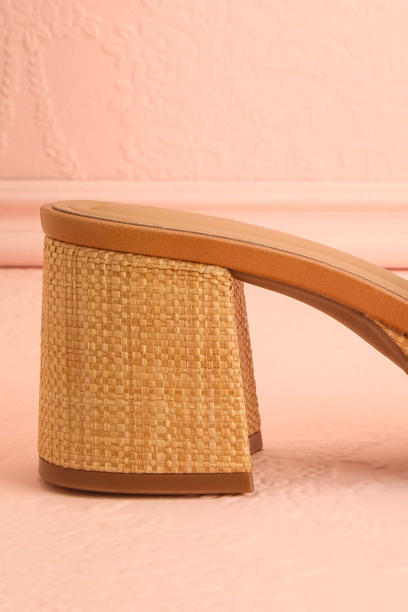 Tahis | Brown Wide Block Heeled Sandals with Raffia